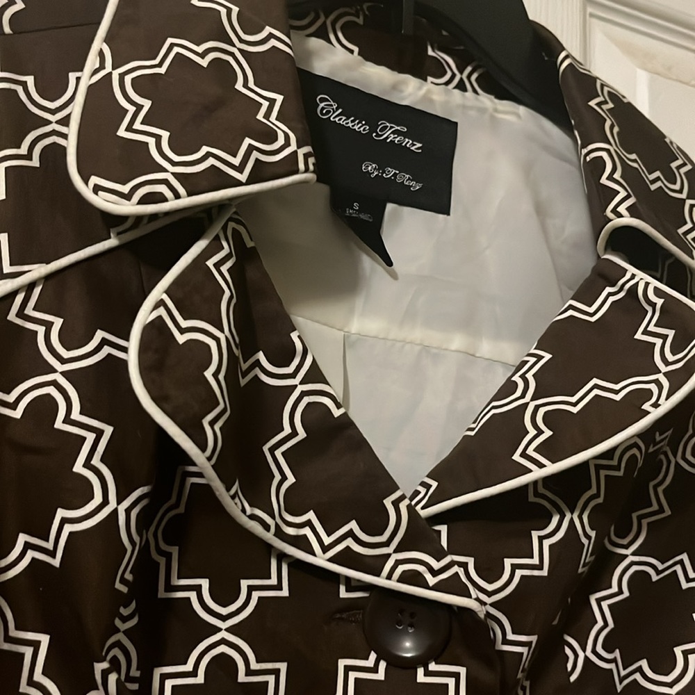 Classic Frenz by T Renz Brown Geometric piped Peplum swing Blazer Jacket S - Picture 3 of 3